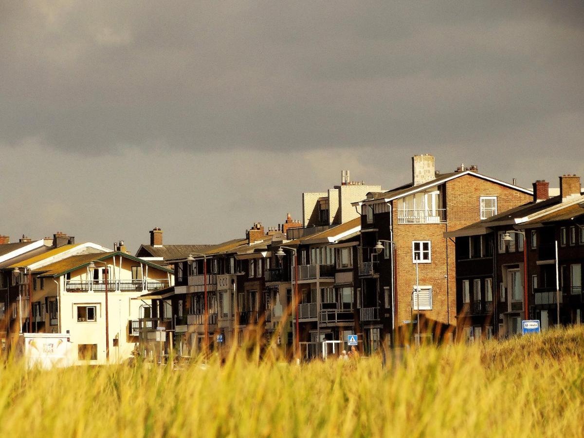 Beach Haven: Anna's Seaside Retreat Katwijk aan Zee Exterior photo